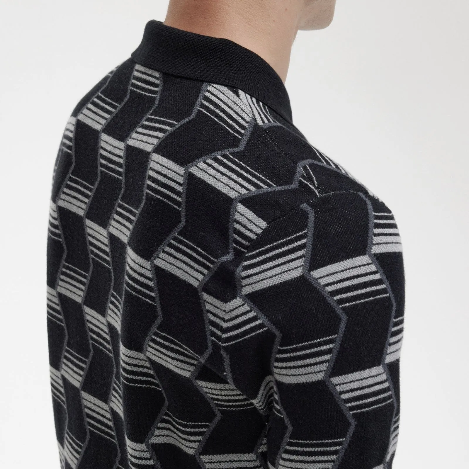 Chevron Stripe Knitted Shirt (Black)