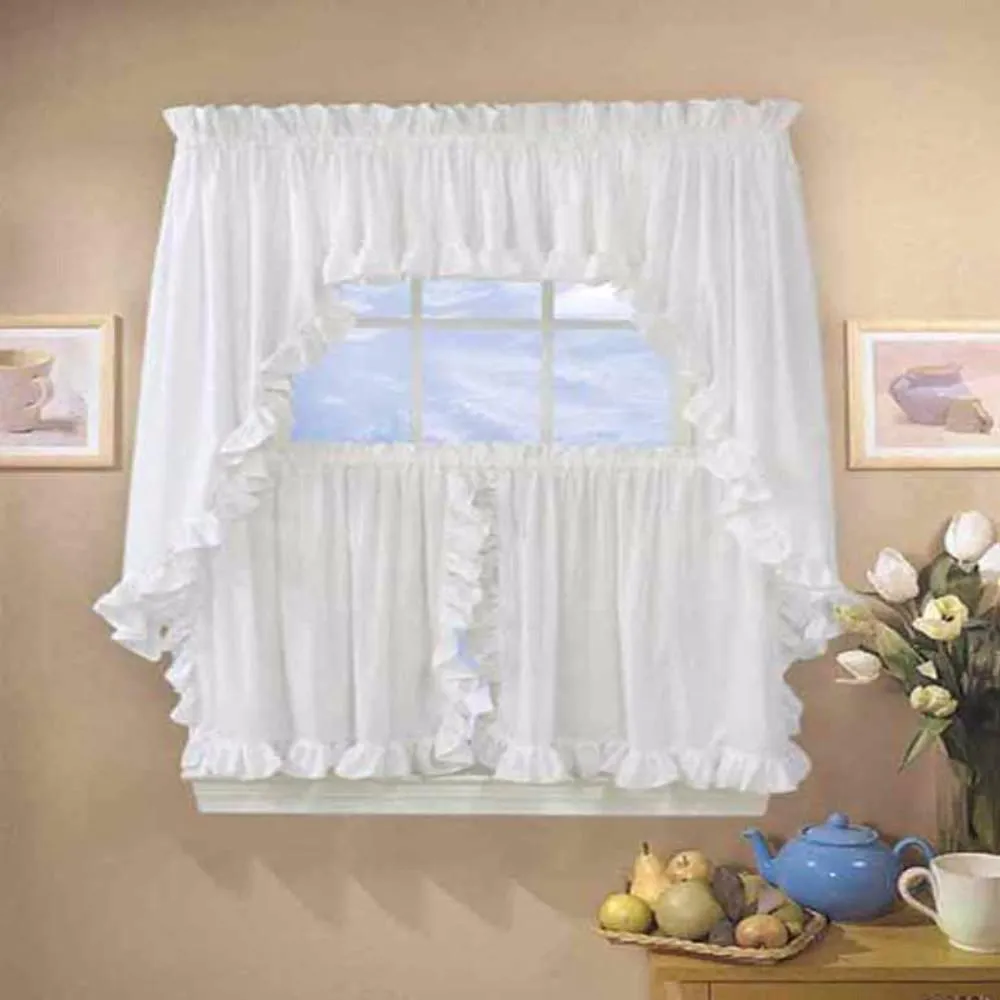 Classic Cape Cod Ruffled Tiers