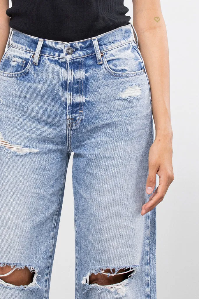 Hidden Logan Medium Wash Heavy Distressed Dad Jeans
