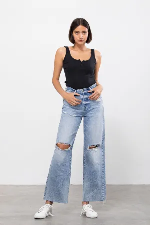 Hidden Logan Medium Wash Heavy Distressed Dad Jeans