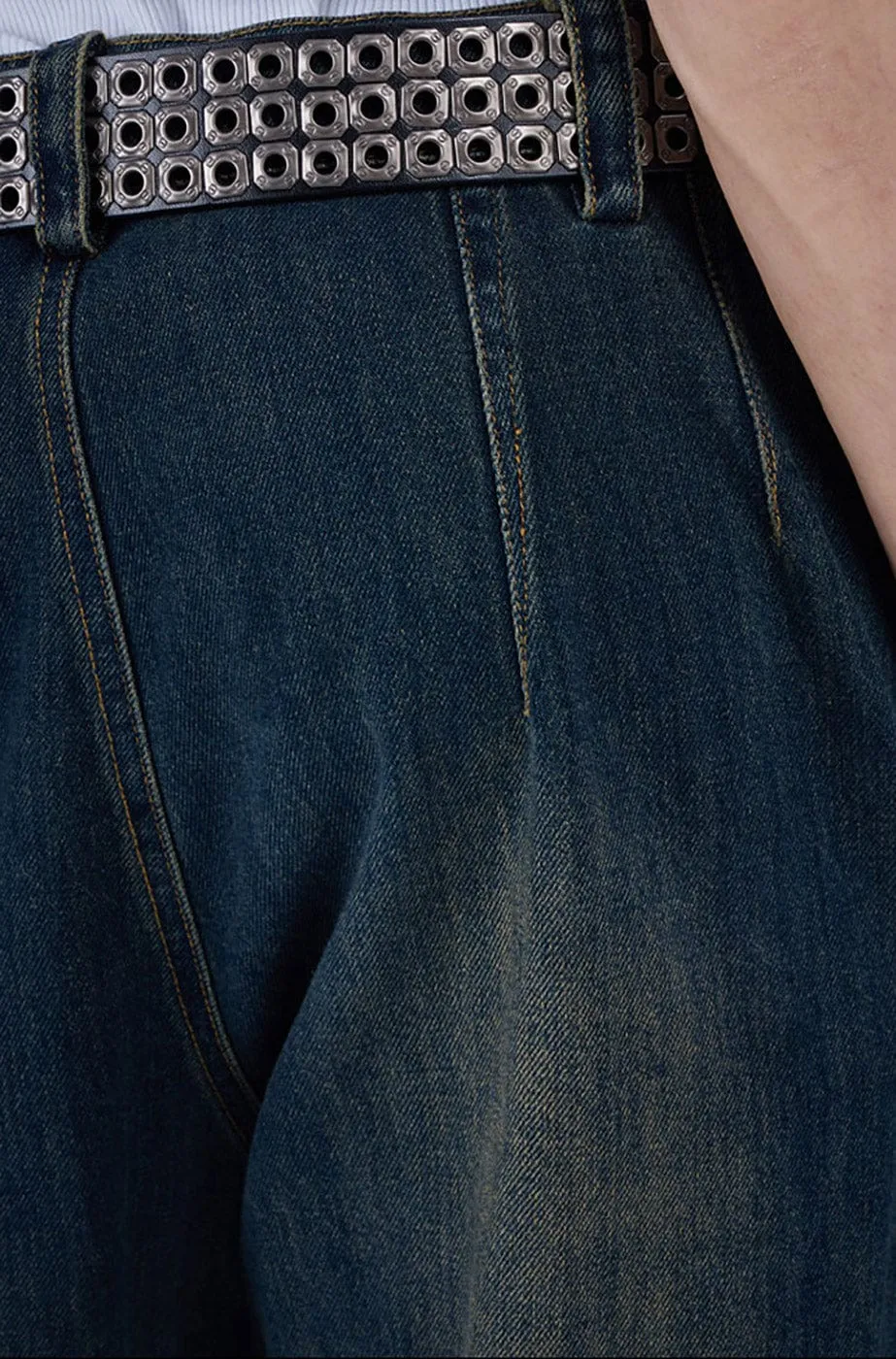 Strap Cargo Wide Jeans